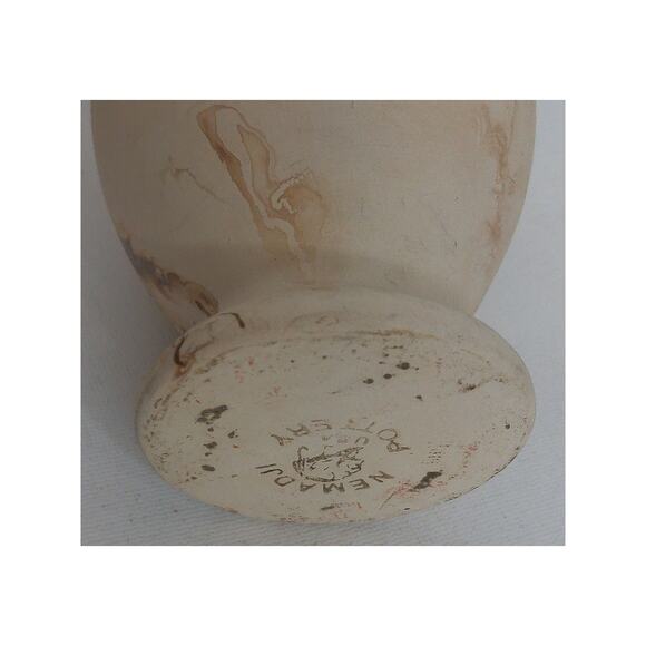 Vintage Nemadji Indian River Art Pottery Swirl Abstract Vase - Picture 6 of 7